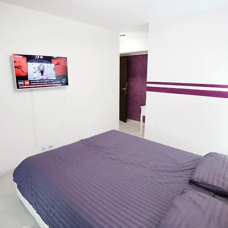 Luxury - Promenada *